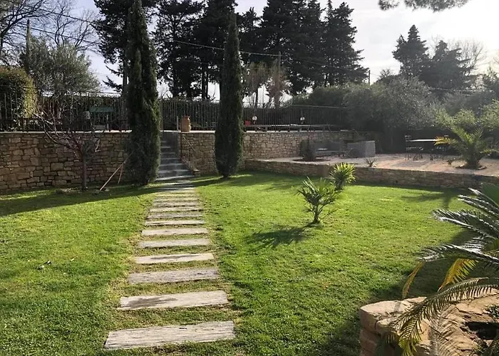 Villa Grande Maison Avec Dependance Piscine & Jacuzzi Tresques