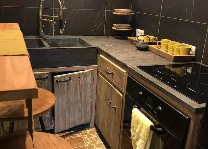 Grande Maison Avec Dependance Piscine & Jacuzzi Tresques